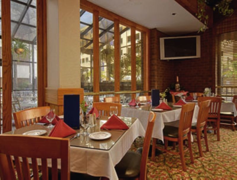 Days Inn By Wyndham Baltimore Inner Harbor Restaurant photo